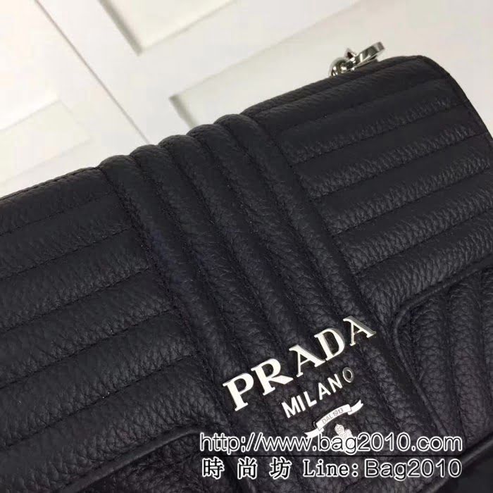 普拉達PRADA原單 IBD108原單貨 荔枝紋牛皮 鏈條單肩斜挎包 PHY1499